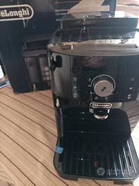 Macchina da caffè DeLonghi Magnifica S