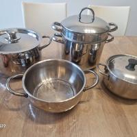 set completo di pentole 