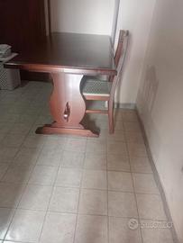 tavolo in legno massello