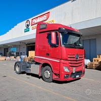 B460-Trattore stradale Mercedes-Benz Actros 18.45