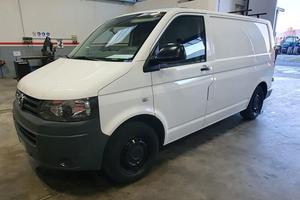 Van Camperizzato Transporte T5 impianto Victron