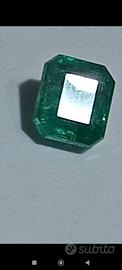 Smeraldo naturale Zambia Certificato IGI Ct. 2.86 
