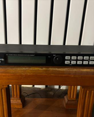 Alesis midiverb multieffetto
