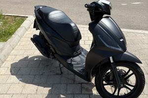 Scooter lem 125
