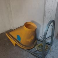 Staffa e tramoggia per tubi scarico edilizia