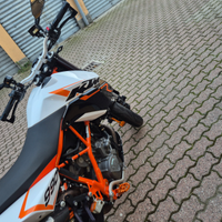 Ktm 990 supermoto r