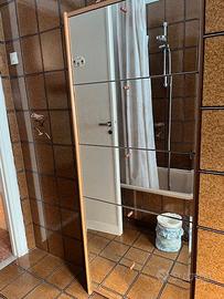 Scarpiera con ripiani a specchio