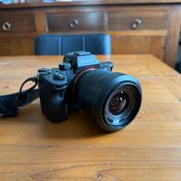 Sony alpha 7 iii: praticamente nuova