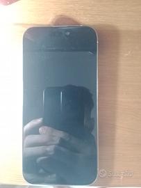 iPhone 15 pro per pezzi di ricambio  prezzo tratta