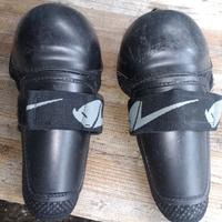 ginocchiere bimbi per moto