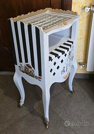 Comodino Alice nel paese delle meraviglie comodini