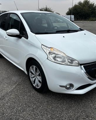 Peugeot 208 1.2 VTi 82 CV 5 porte Allure UNICO PRO