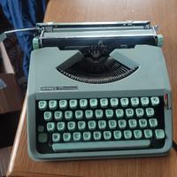macchina da scrivere antica