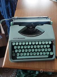 macchina da scrivere antica