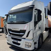 0637 TRATTORE STRADALE IVECO STRALIS 2017