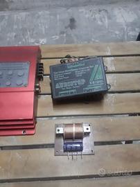 Sub woofer con due amplificatori e due casse