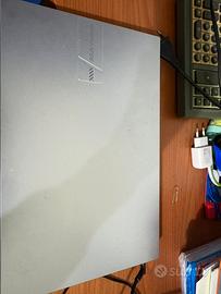 Pc portatile ASUS