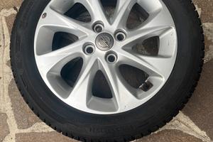 4 Cerchi in lega 15 pollici OPEL KARL  €180