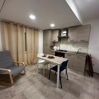 Monolocale via cialdini 167