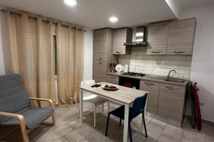 Monolocale via cialdini 167