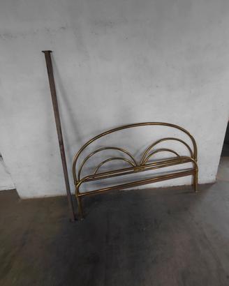 Testiera del letto in ottone