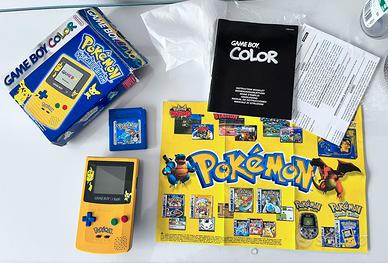 Nintendo Gameboy color edizione limitata pokemon