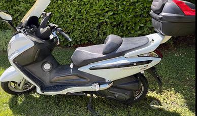 SYM Joymax 300 funzionante + motore 3300 km