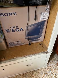 Sony video 17’