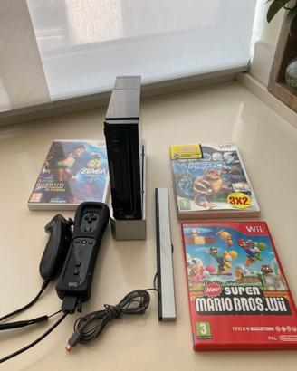 Nintendo Wii Nera + 3 Giochi