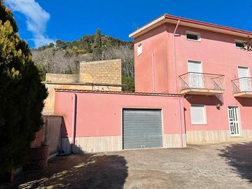 Villetta a solo a Salemi