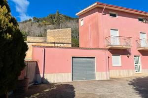 Villetta a solo a Salemi