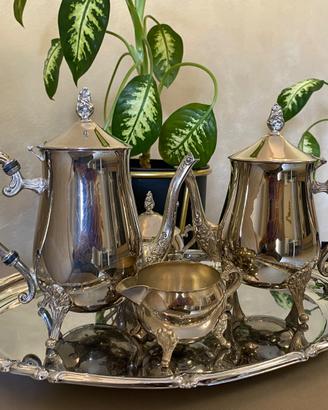 Set teiere argentate 