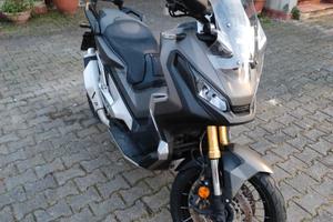 Honda xadv 750 zero sinistri 