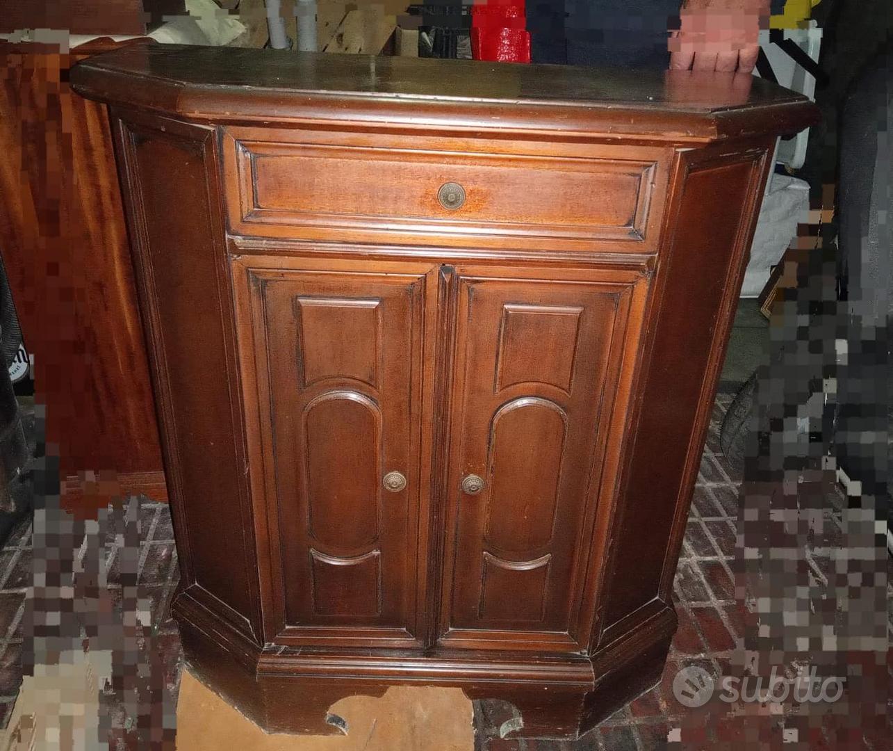 Piccola credenza anni 50 Arredamento e Casalinghi In vendita a Roma