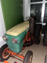 Trattore Vierzon 204