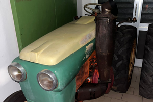 Trattore Vierzon 204