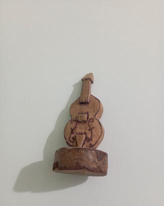 statuetta decorativa in legno 