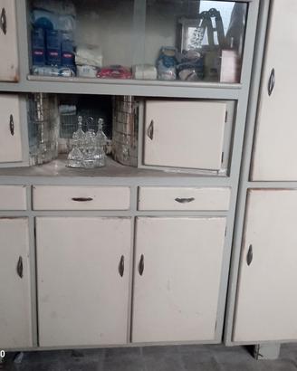 Antica credenza 