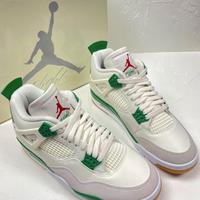 Jordan 4 Retro SB Verde Bianco Taglia 41