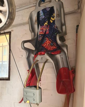 seggiolino posteriore bicicletta 