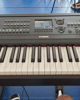 Digital Yamaha pianoforte 88 tasti weight 