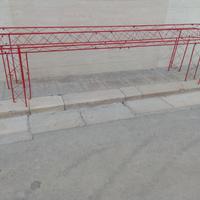 Bancone con piano in vetro