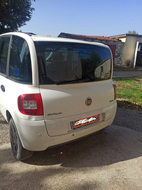 Multipla metano Autocarro