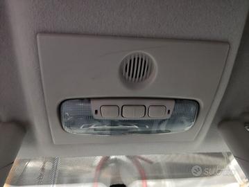 Plafoniera anteriore FORD FIESTA del 2011