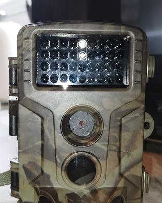 fototrappola infrarossi nuova con display 