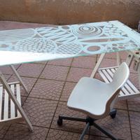 scrivania Ikea e sedia