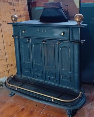 stufa/ caminetto  in ghisa Franklin