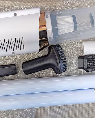 Mini aspirapolvere portatile
