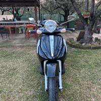 Piaggio Beverly 400 i.e.