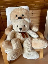 2 grandi orsacchiotti di peluche